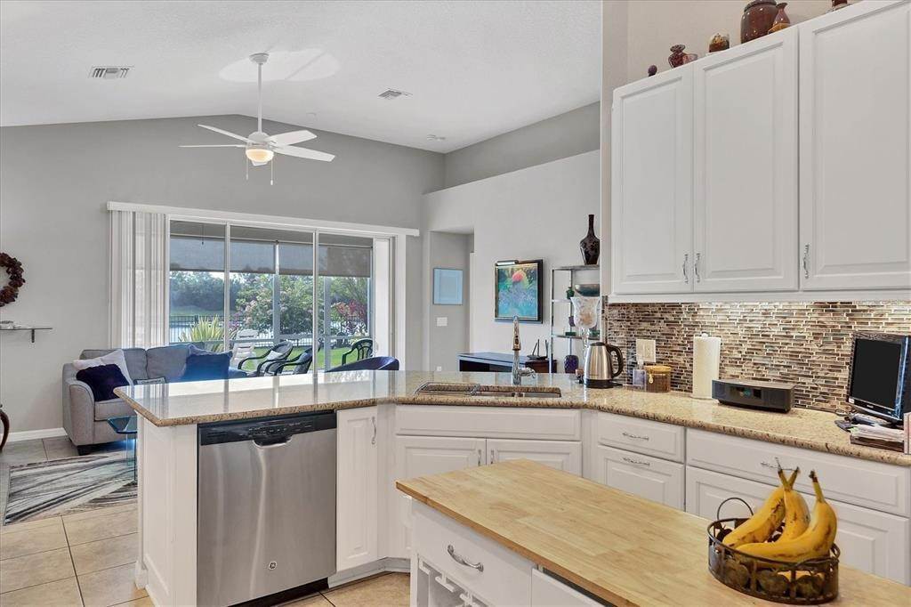 20. Single Family Homes for Sale at 5958 ANISE DRIVE Sarasota, Florida 34238 United States