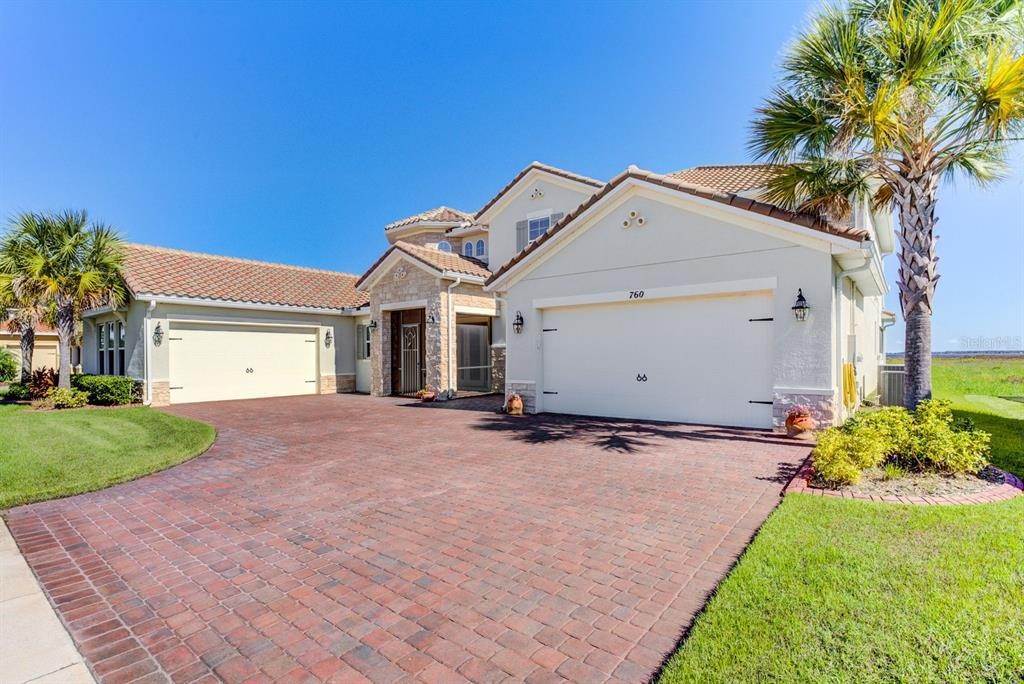 4. Single Family Homes for Sale at 760 WINDLASS COURT Kissimmee, Florida 34746 United States
