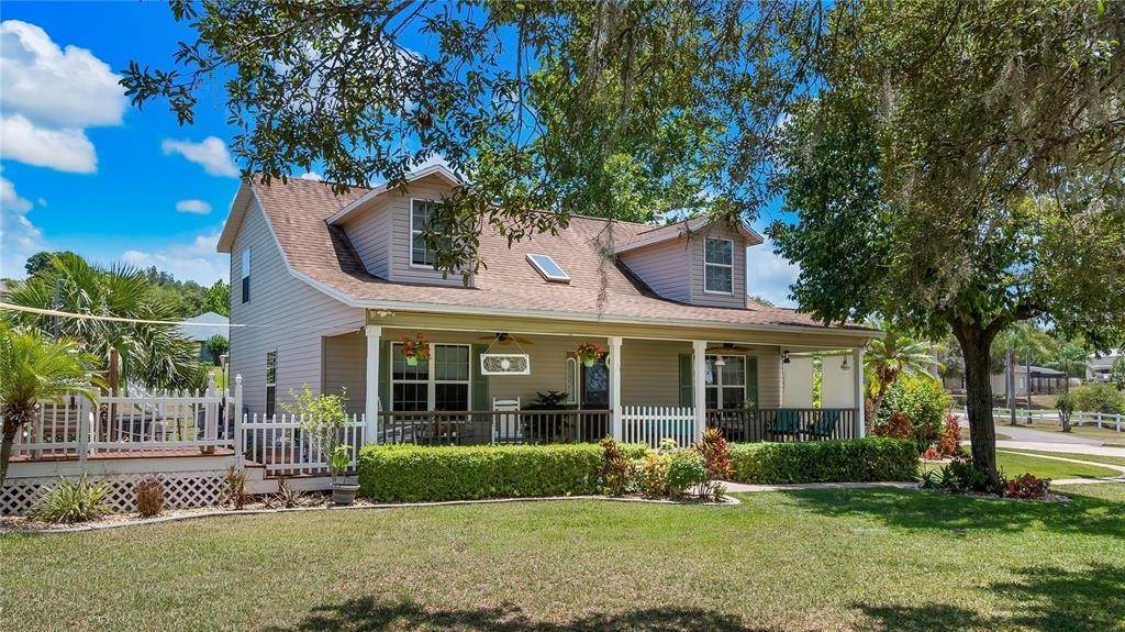2. Single Family Homes for Sale at 13101 RAINBOW LANE Clermont, Florida 34715 United States