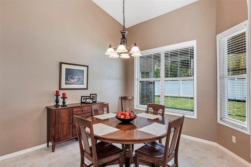 11. Single Family Homes for Sale at 3771 GATLIN PLACE CIRCLE Orlando, Florida 32812 United States