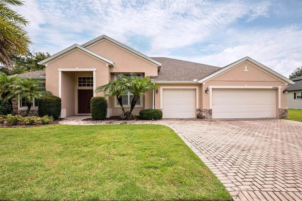 2. Single Family Homes for Sale at 33908 VENICE LANE Sorrento, Florida 32776 United States