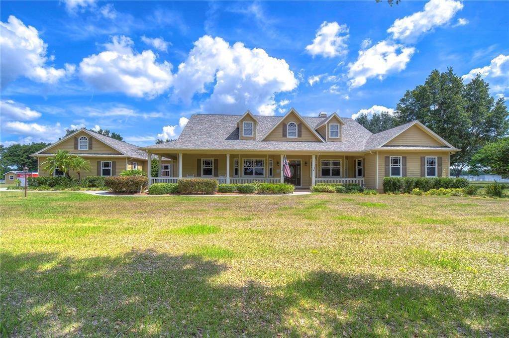 1. Single Family Homes for Sale at 18716 LITHIA TOWNE ROAD Lithia, Florida 33547 United States