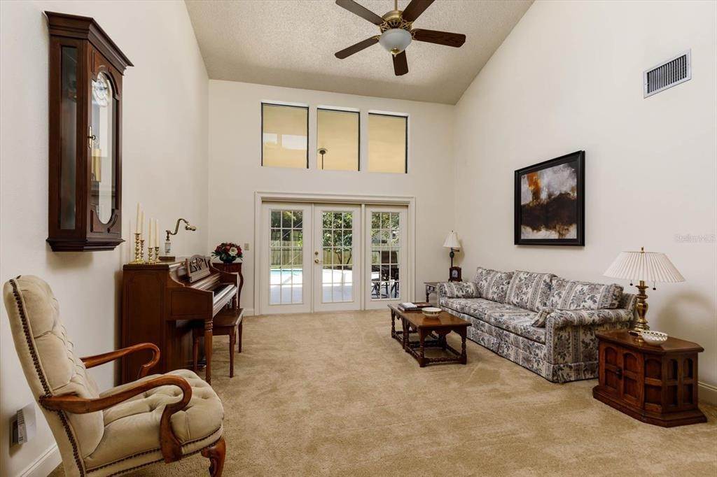 8. Single Family Homes for Sale at 1454 TREETOP DRIVE Palm Harbor, Florida 34683 United States