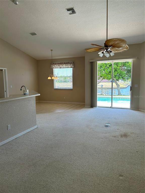 17. Single Family Homes for Sale at 532 ARCHER PARKWAY Cape Coral, Florida 33904 United States