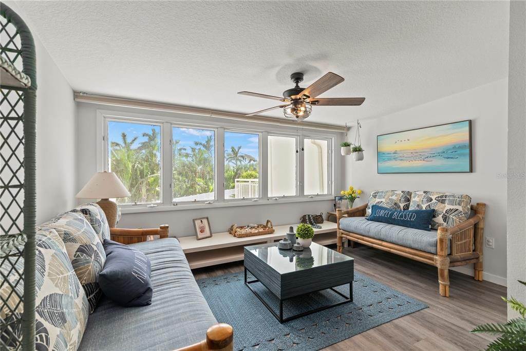 6. Single Family Homes for Sale at 5055 GULF OF MEXICO DRIVE 121 Longboat Key, Florida 34228 United States