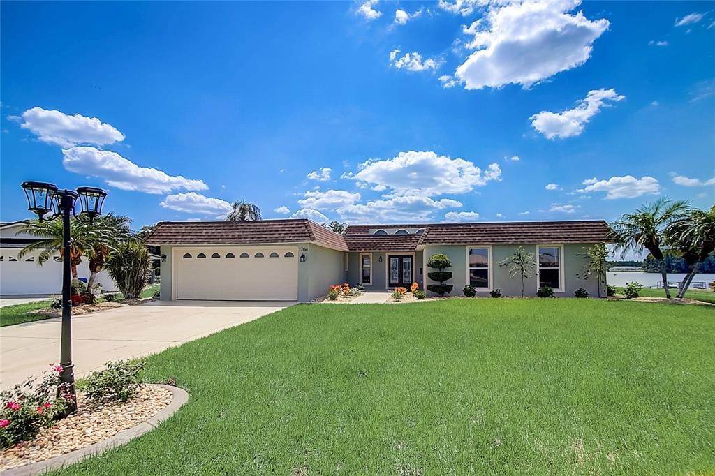 2. Single Family Homes for Sale at 1704 TAHOE DRIVE Sun City Center, Florida 33573 United States