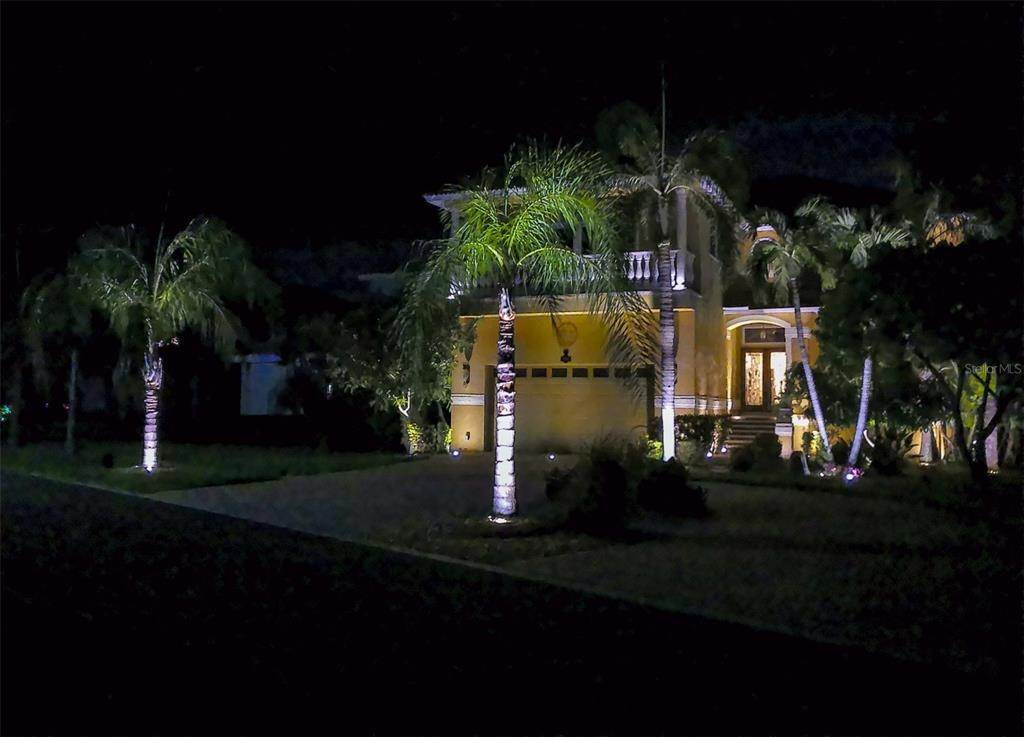 3. Single Family Homes for Sale at 1011 SONATA LANE Apollo Beach, Florida 33572 United States
