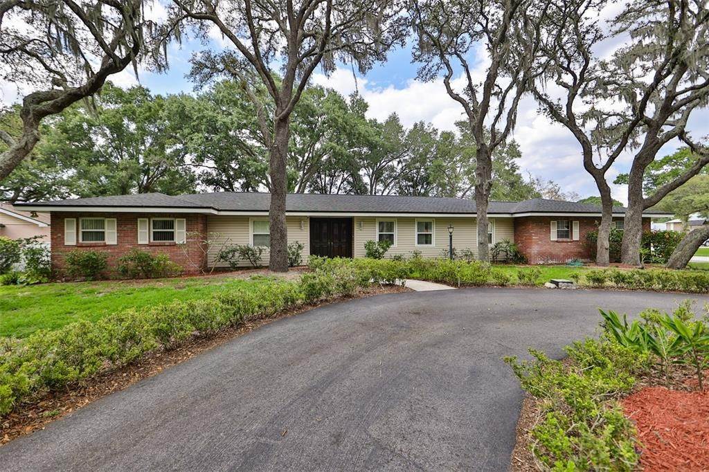 Single Family Homes for Sale at 2202 ALDER WAY Brandon, Florida 33510 United States