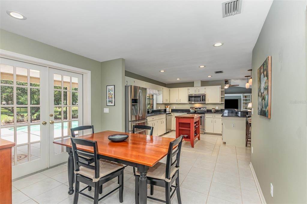 6. Single Family Homes for Sale at 14140 COUNTRY ESTATE DRIVE Winter Garden, Florida 34787 United States