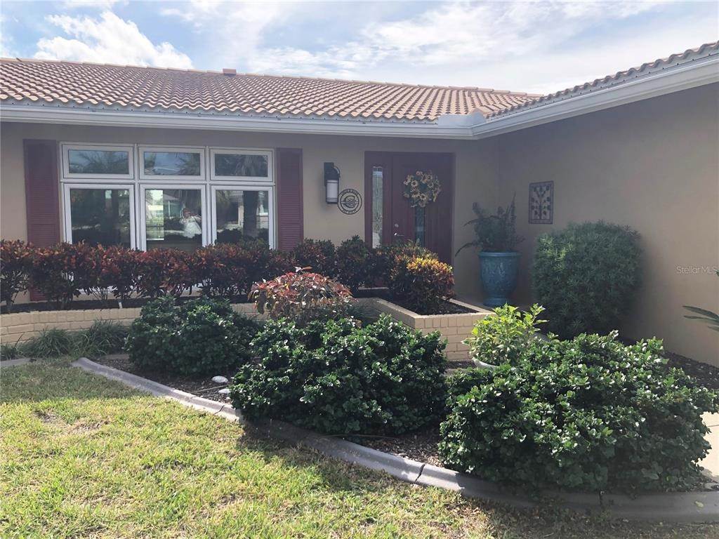 4. Single Family Homes for Sale at 1223 WINWARD COURT Punta Gorda, Florida 33950 United States