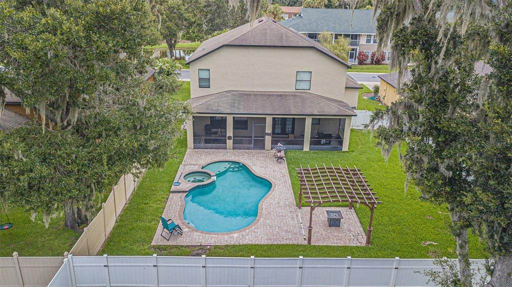 5. Single Family Homes for Sale at 229 OAK LANDING LANE Mulberry, Florida 33860 United States