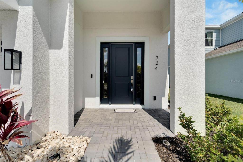 6. Single Family Homes for Sale at 334 BLACKROCK LANE Apollo Beach, Florida 33572 United States