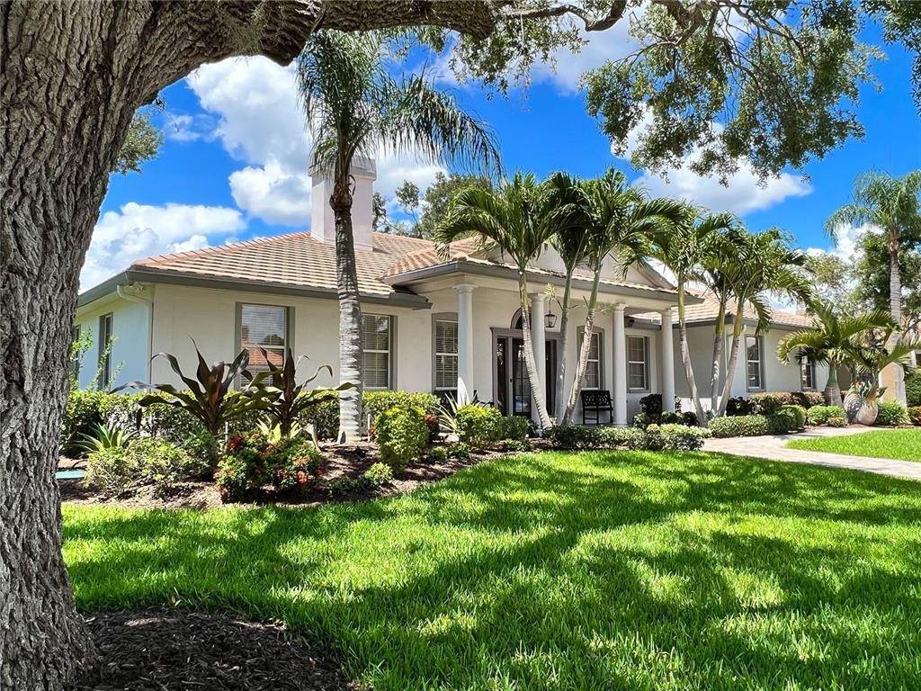 1. Single Family Homes for Sale at 4199 ESCONDITO CIRCLE Sarasota, Florida 34238 United States