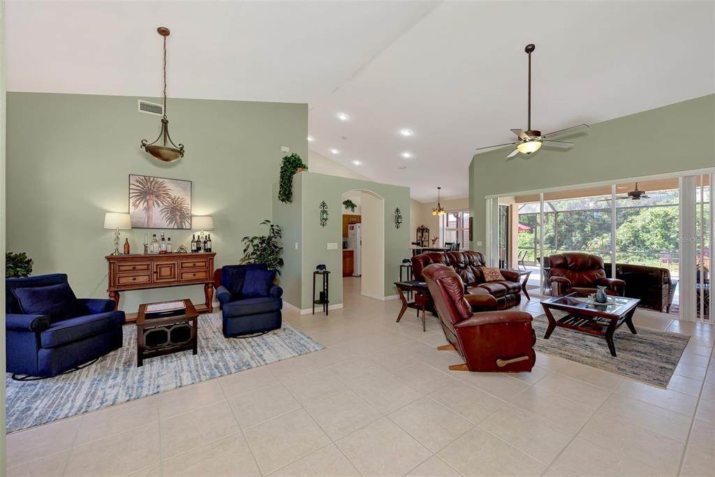 12. Single Family Homes for Sale at 3354 SHAWNEE TERRACE North Port, Florida 34286 United States
