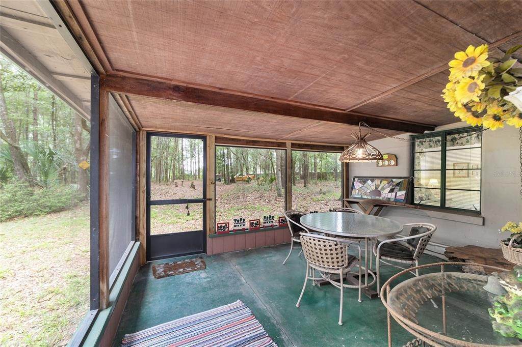 11. Single Family Homes for Sale at 3041 S US HIGHWAY 41 Dunnellon, Florida 34432 United States