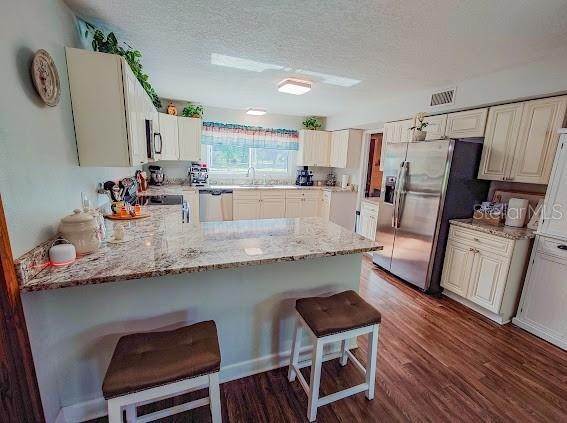 15. Single Family Homes for Sale at 1701 SE WALSTON AVENUE Arcadia, Florida 34266 United States