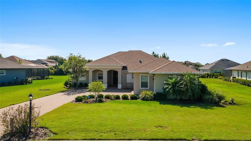 6. Single Family Homes for Sale at 39634 GROVE HEIGHTS Lady Lake, Florida 32159 United States