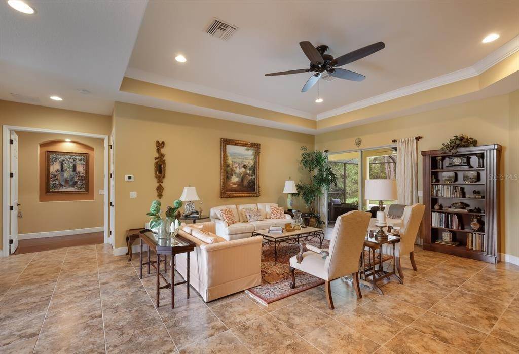 6. Single Family Homes for Sale at 5760 Rock Dove DRIVE Sarasota, Florida 34241 United States