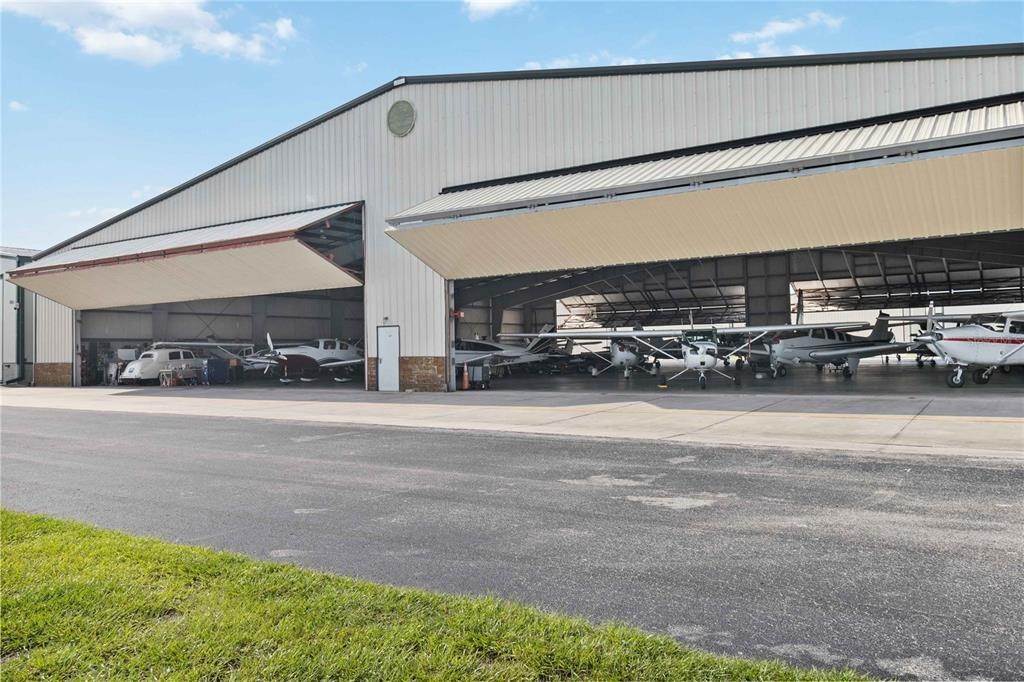 17. Commercial for Sale at 1321 Apopka Airport ROAD 39 Apopka, Florida 32712 United States