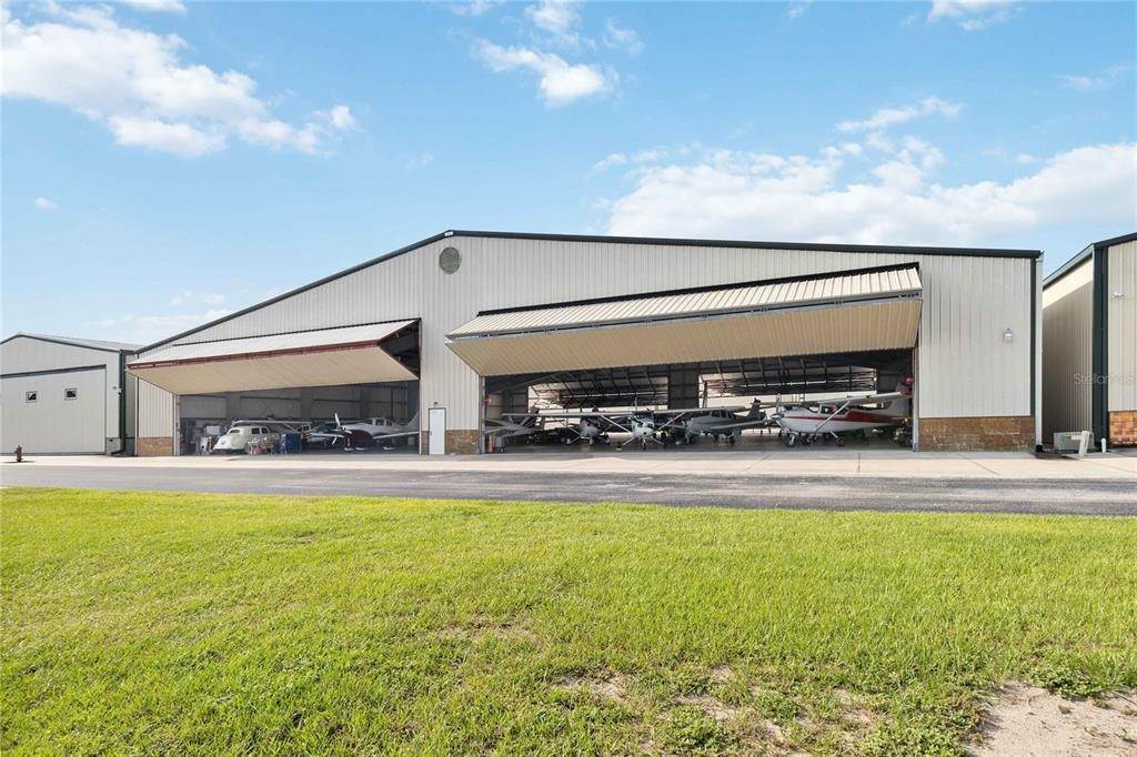14. Commercial for Sale at 1321 Apopka Airport ROAD 39 Apopka, Florida 32712 United States