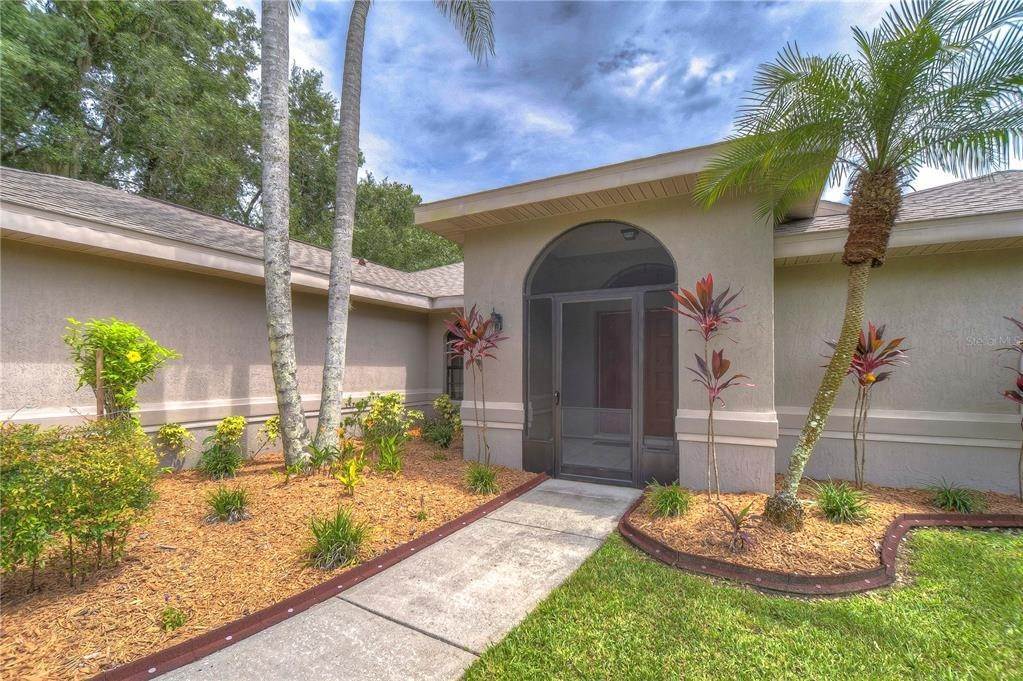 3. Single Family Homes for Sale at 21910 HALE ROAD Land O' Lakes, Florida 34639 United States