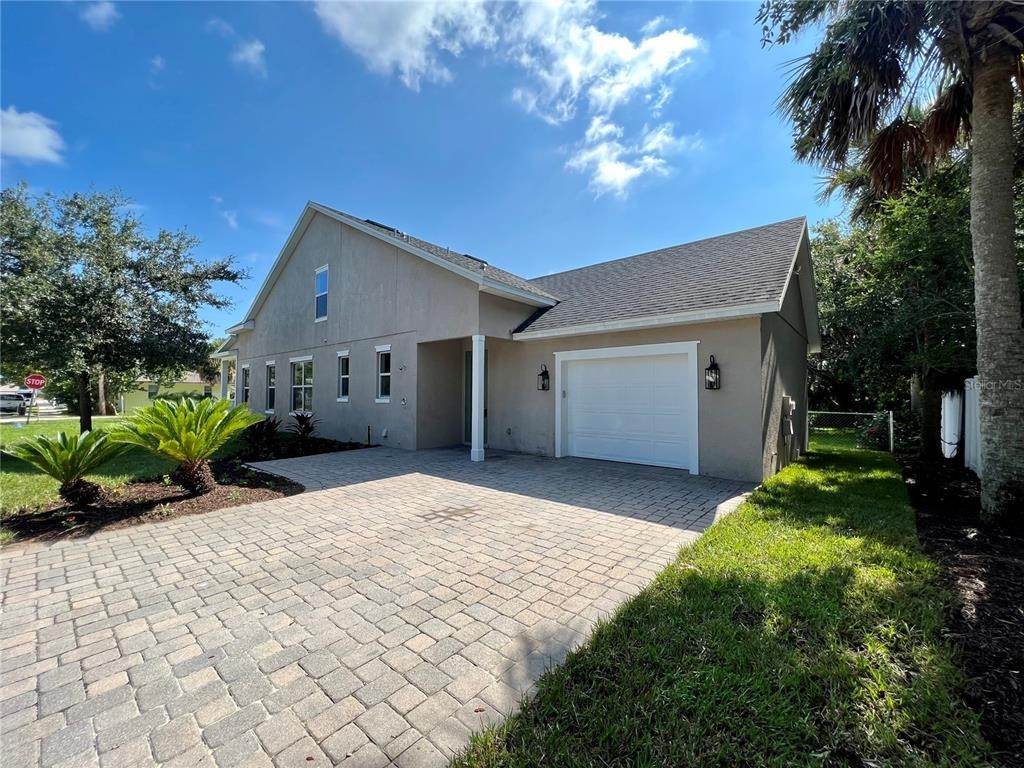 2. Single Family Homes for Sale at 901 Locust STREET New Smyrna Beach, Florida 32169 United States