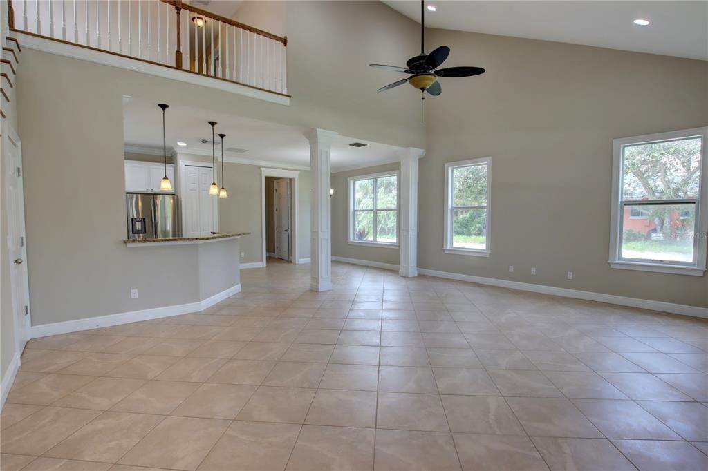 9. Single Family Homes for Sale at 901 Locust STREET New Smyrna Beach, Florida 32169 United States