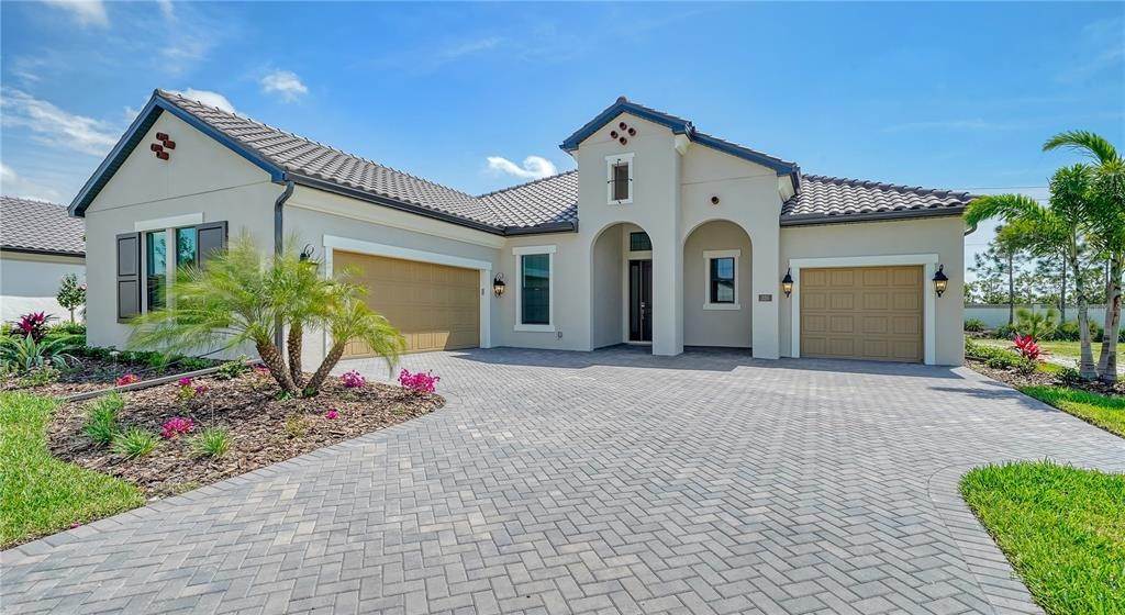 Single Family Homes for Sale at 320 BOCELLI DRIVE North Venice, Florida 34275 United States