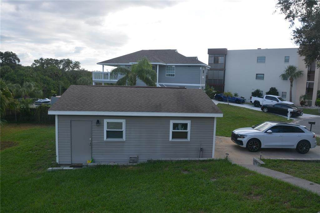 12. Single Family Homes for Sale at 5852 Dailey LANE New Port Richey, Florida 34652 United States