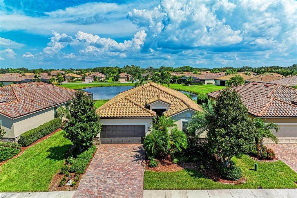 Single Family Homes for Sale at 115 SWEET TREE STREET Bradenton, Florida 34212 United States