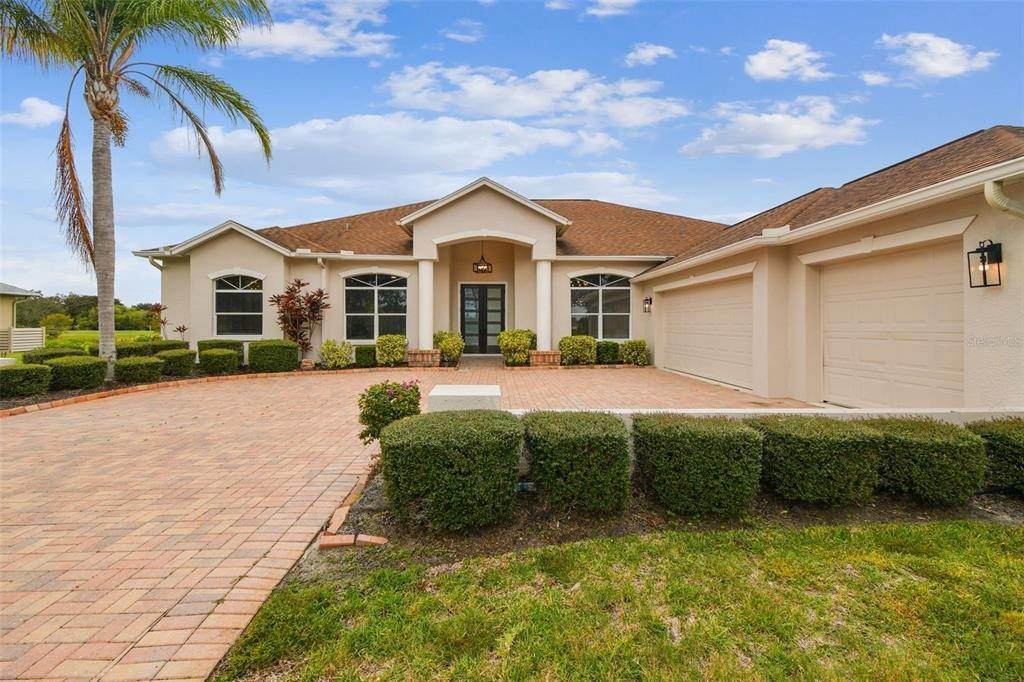 Single Family Homes for Sale at 9977 Laurel Valley Avenue CIRCLE Bradenton, Florida 34202 United States