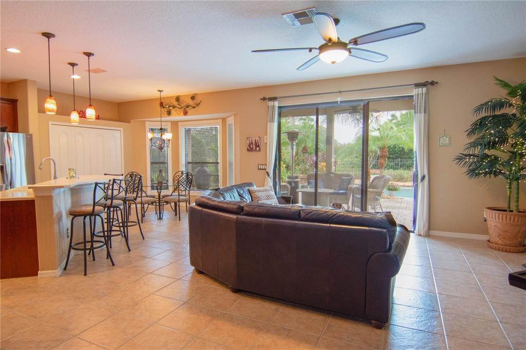 12. Single Family Homes for Sale at 785 Rantoul LANE Lake Mary, Florida 32746 United States