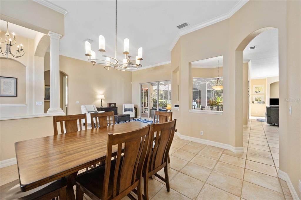 9. Single Family Homes for Sale at 626 SAND CRANE COURT Bradenton, Florida 34212 United States