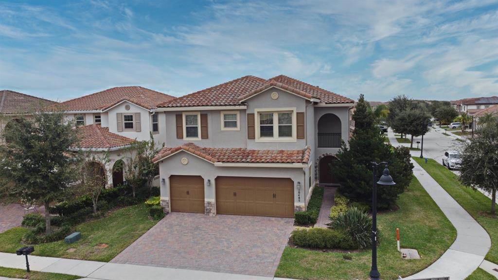 1. Single Family Homes for Sale at 10485 SIDDINGTON DRIVE Orlando, Florida 32832 United States