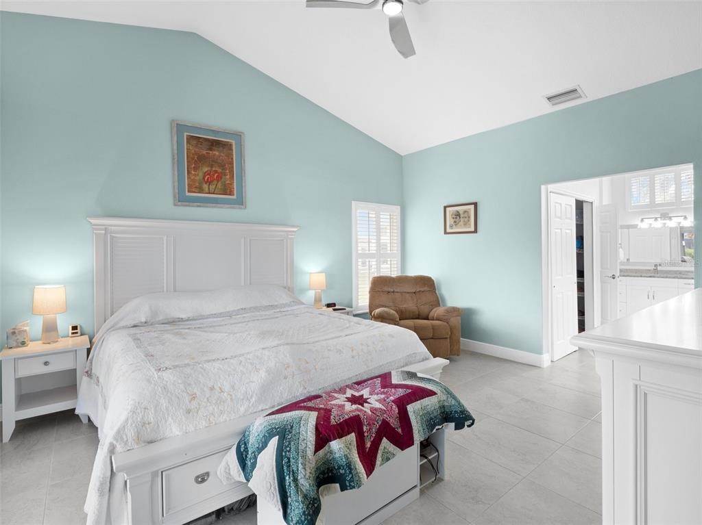16. Single Family Homes for Sale at 5020 SABLE KEY CIRCLE Punta Gorda, Florida 33955 United States