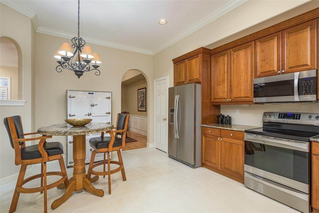 13. Single Family Homes for Sale at 2493 JOHNNA COURT Palm Harbor, Florida 34685 United States