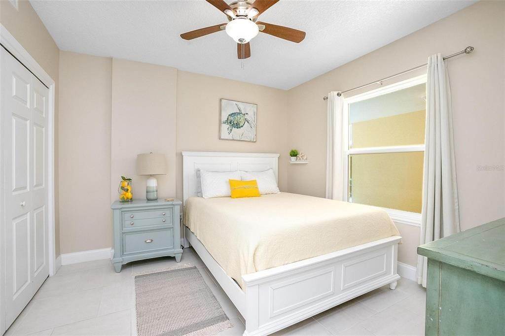 18. Single Family Homes for Sale at 3721 S ATLANTIC AVENUE 104 Daytona Beach Shores, Florida 32118 United States