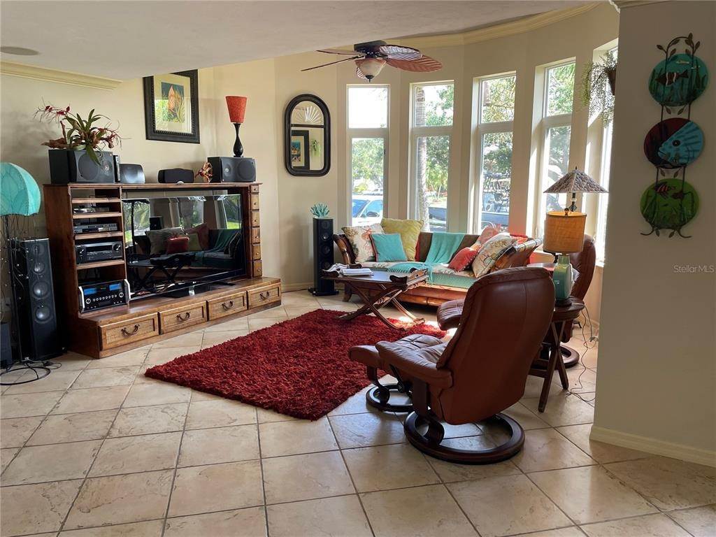 13. Single Family Homes for Sale at 247 KEEL WAY Osprey, Florida 34229 United States