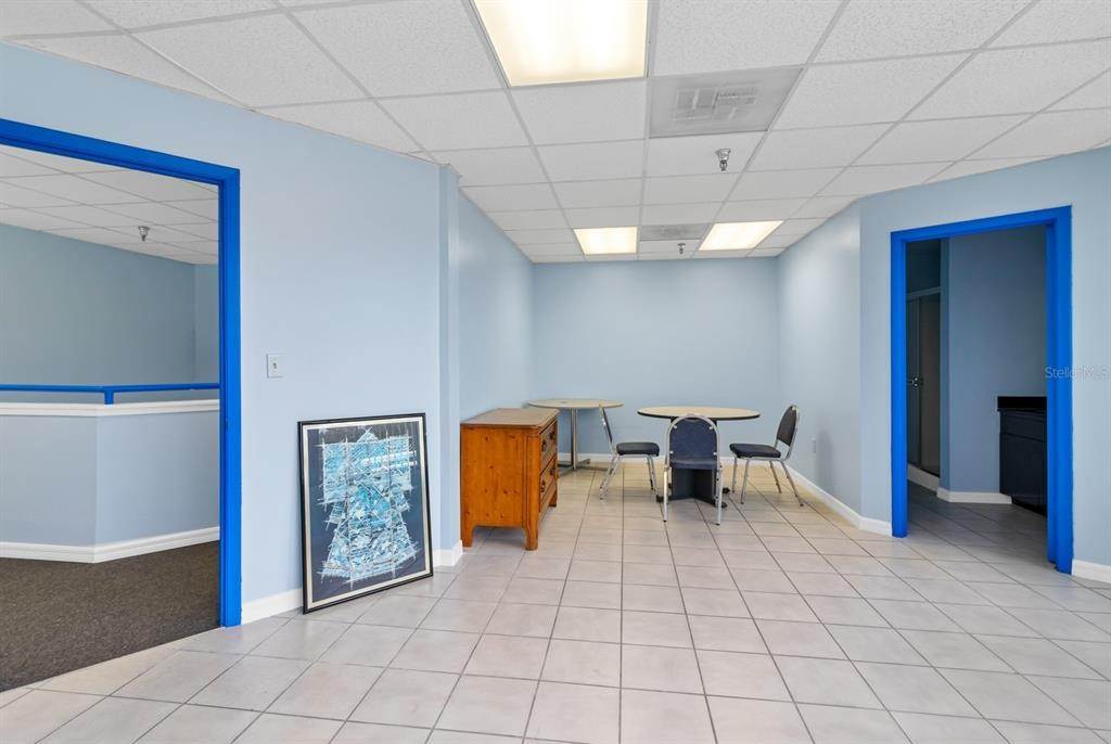 15. Commercial for Sale at 7985 S Us Highway 17/92 Fern Park, Florida 32730 United States