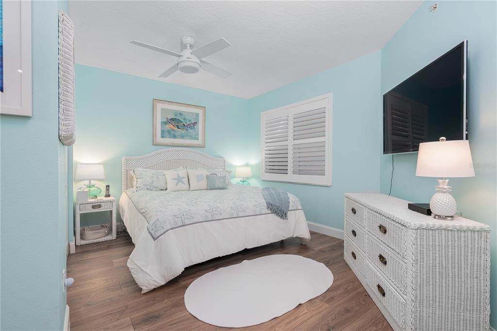 12. Single Family Homes for Sale at 16500 Gulf BOULEVARD 355 North Redington Beach, Florida 33708 United States