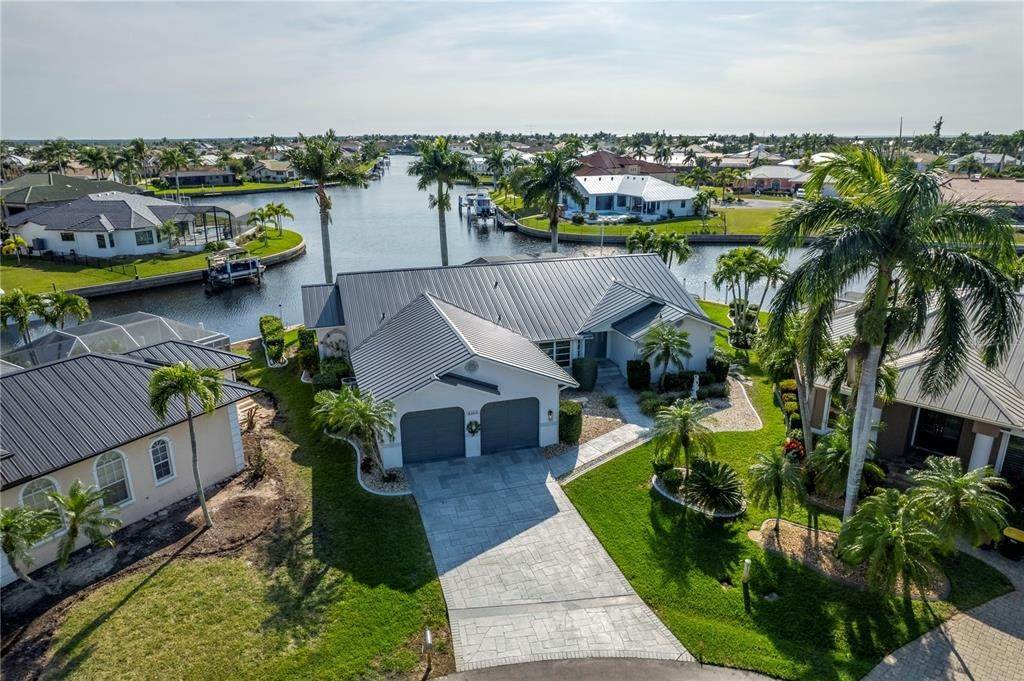 2. Single Family Homes for Sale at 1305 Penguin COURT Punta Gorda, Florida 33950 United States
