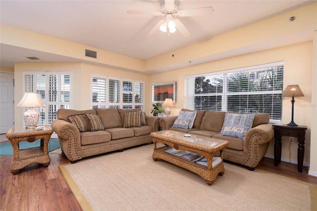 7. Single Family Homes for Sale at 5300 S Atlantic AVENUE 10-307 New Smyrna Beach, Florida 32169 United States