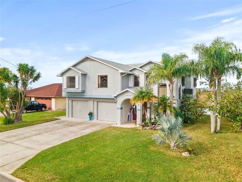 7. Single Family Homes for Sale at 3476 Crape Myrtle DRIVE Hernando Beach, Florida 34607 United States
