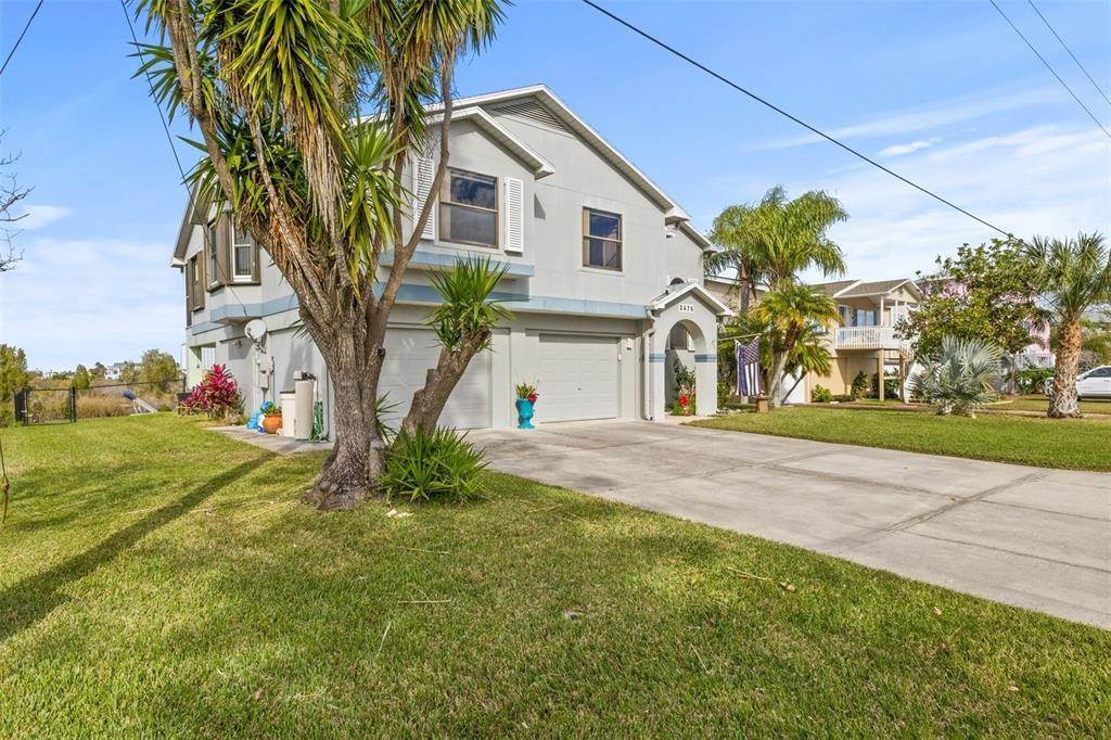 4. Single Family Homes for Sale at 3476 Crape Myrtle DRIVE Hernando Beach, Florida 34607 United States