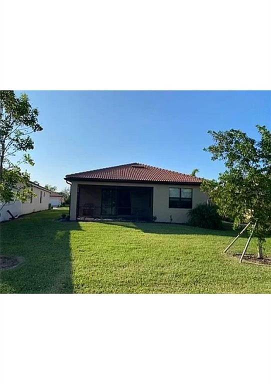 7. Single Family Homes for Sale at 5115 Tobermory WAY Bradenton, Florida 34211 United States