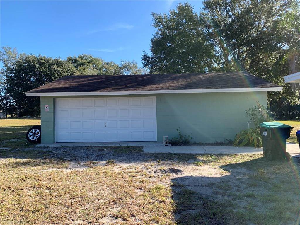 5. Single Family Homes for Sale at 5703 Effie DRIVE Apopka, Florida 32712 United States