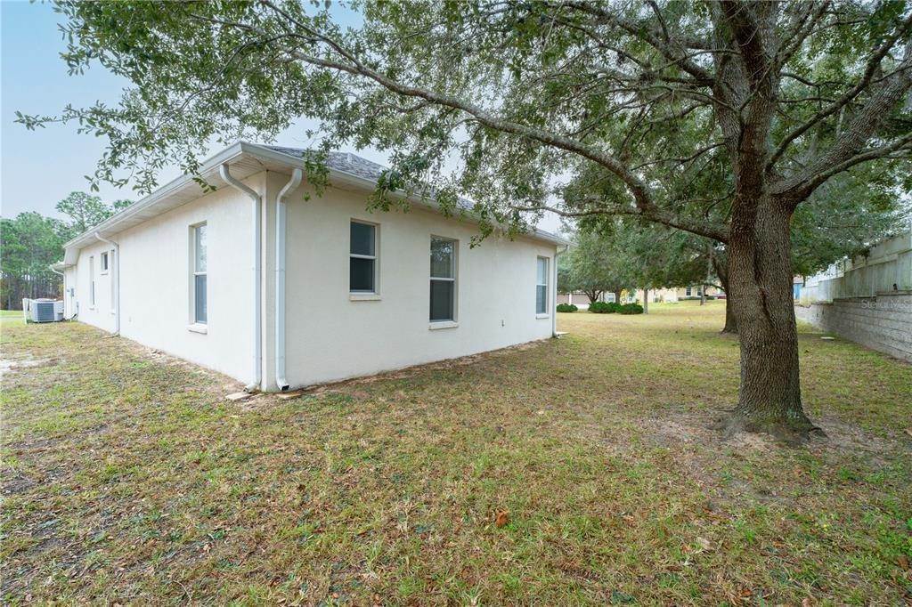19. Single Family Homes for Sale at 5525 Thorngrove WAY Spring Hill, Florida 34609 United States