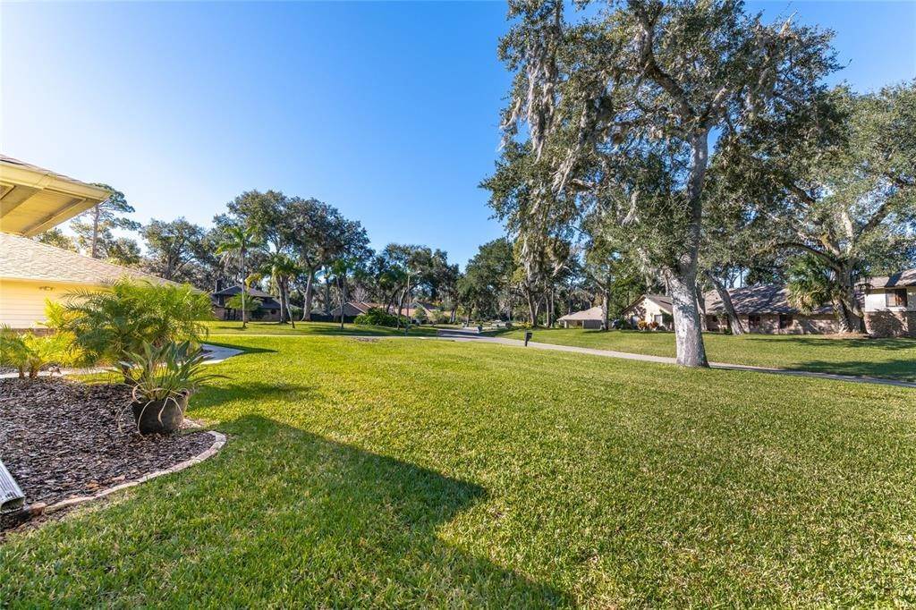 9. Single Family Homes for Sale at 3931 Tano DRIVE Ormond Beach, Florida 32174 United States