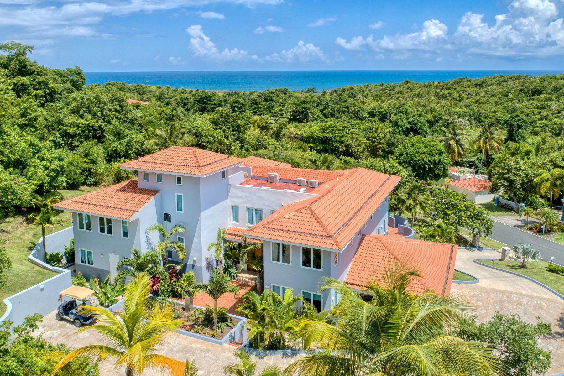 Single Family Homes für Verkauf beim 7 Shell Castle Palmas Del Mar, 00791 Puerto Rico