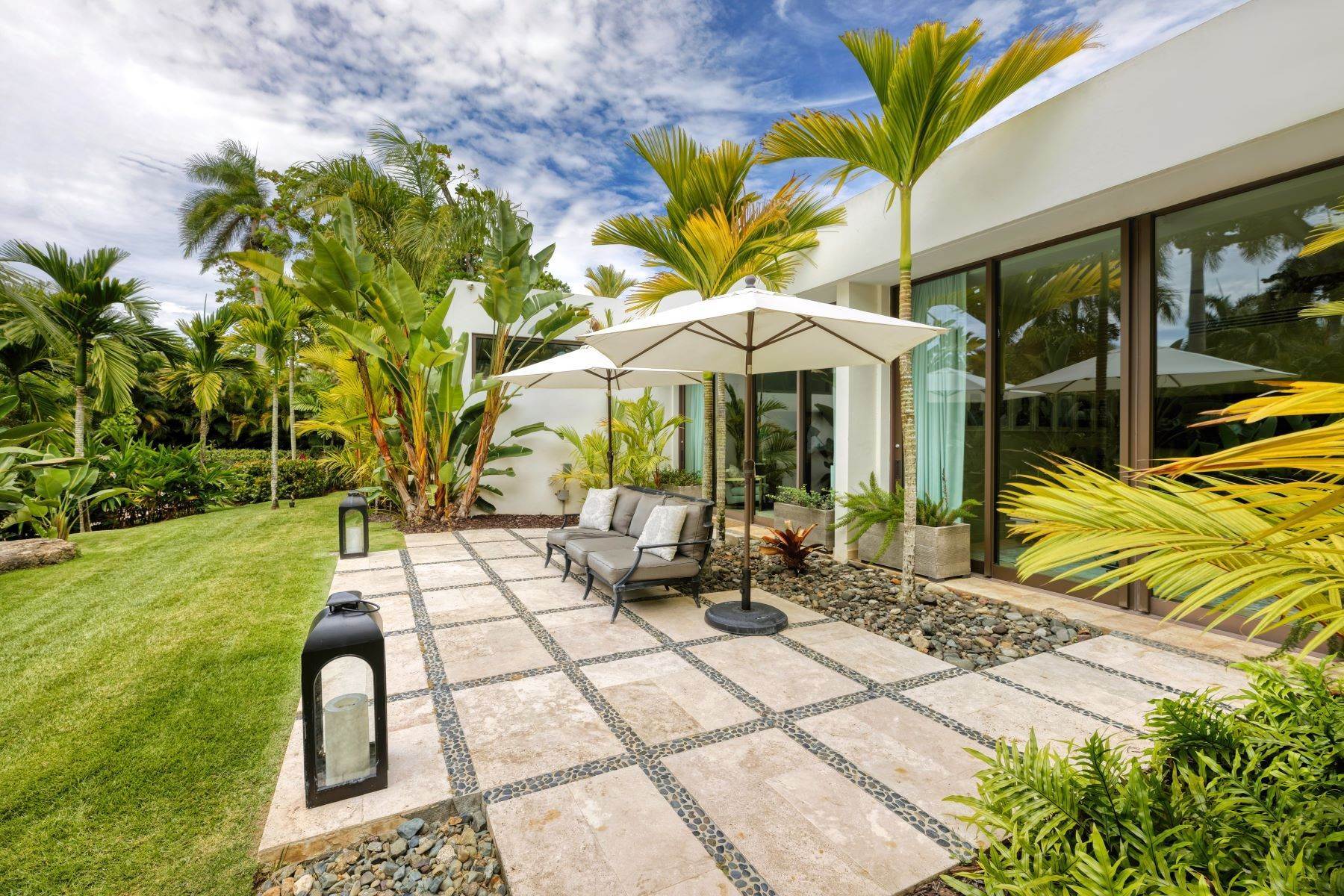27. Single Family Homes for Sale at East Beach, Ritz Carlton Reserve Dorado, 00646 Puerto Rico